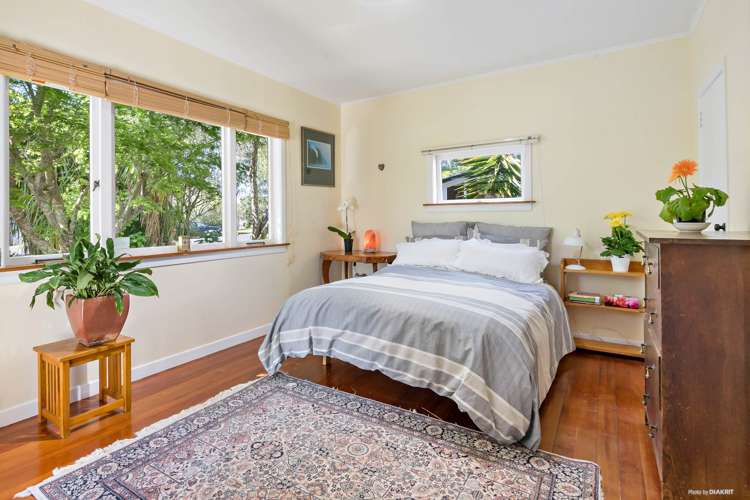 38 Queen Mary Avenue New Lynn_9