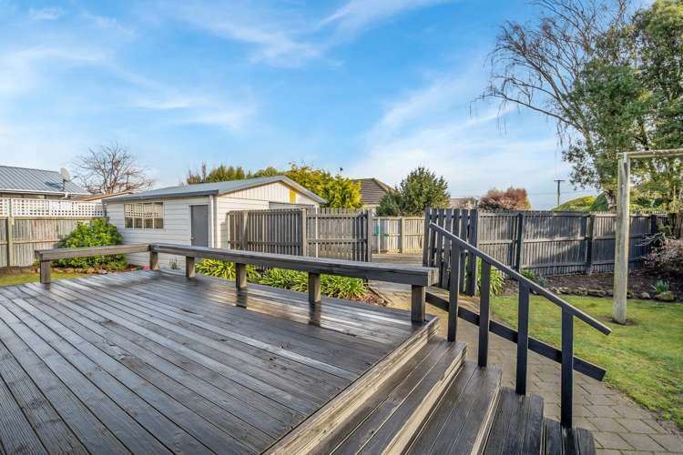 82 Gilberthorpes Road Hei Hei_11