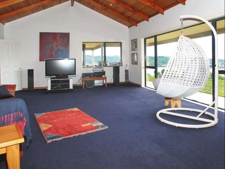 1 Whitford Brown Avenue Papakowhai_7