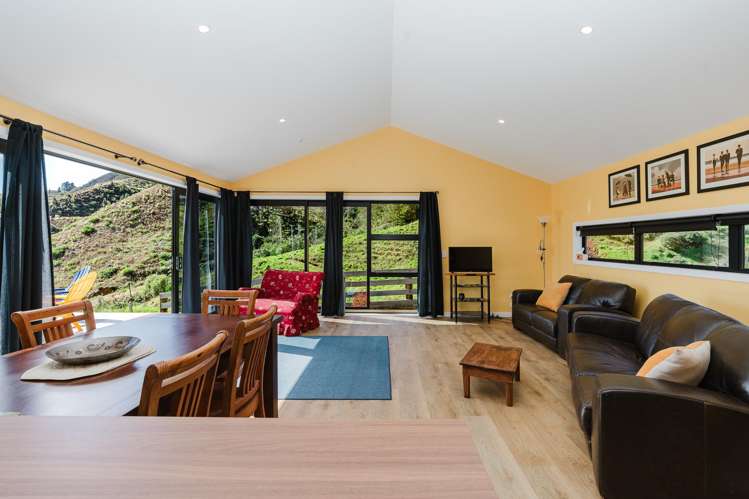 103 Brown Road, Kinohaku Waitomo_5