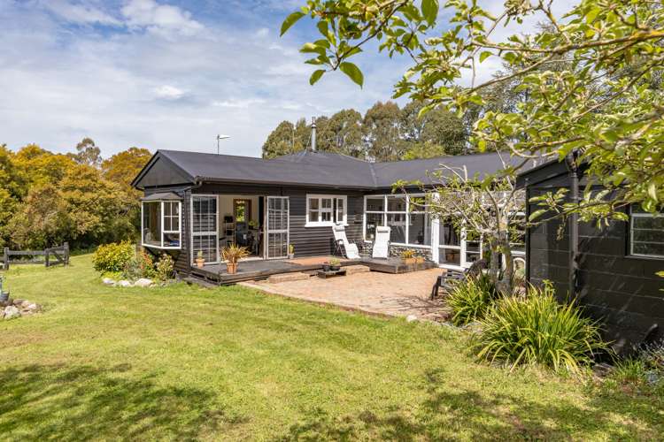 1327 Blythe Road Domett_16