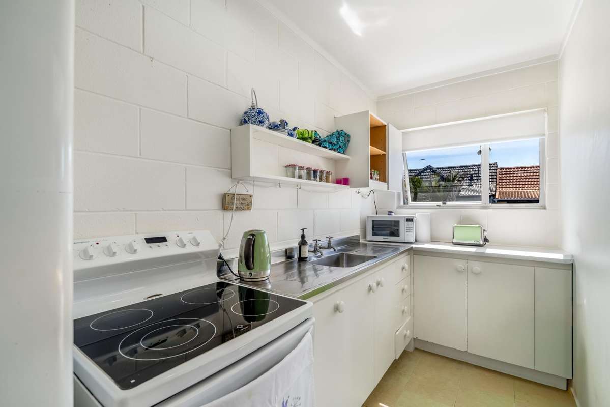 11/24a Hamilton Road_3