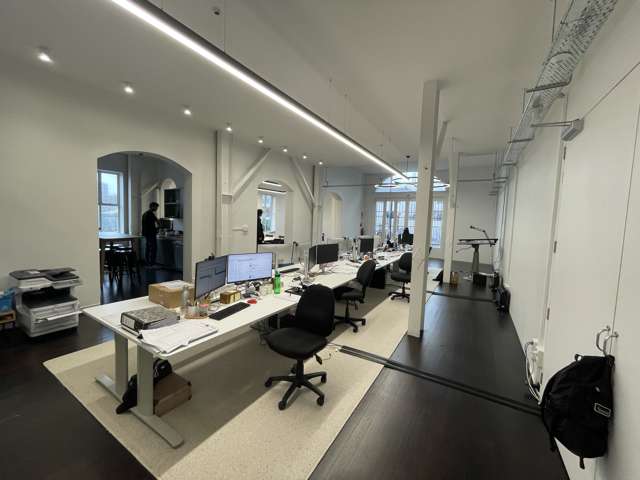 A2/1 Beresford Square Auckland Cbd_3