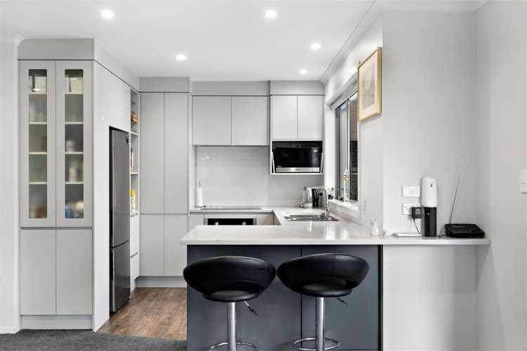 7 Bowery Lane Chartwell_3