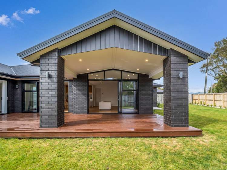 27 Coutts Way Fitzherbert_22