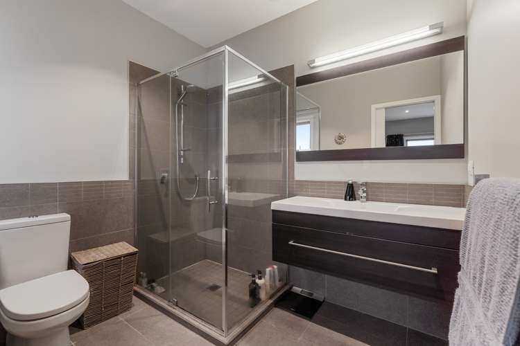 13 Mo Street Camborne_11