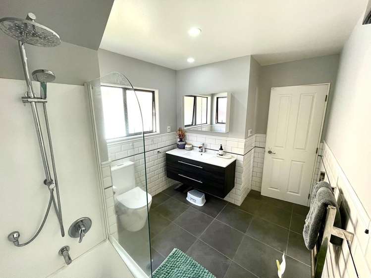 17a Furlong Crescent Churton Park_15