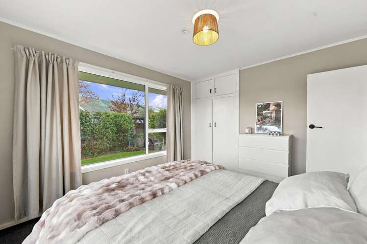 34 Wychwood Crescent Bishopdale_8