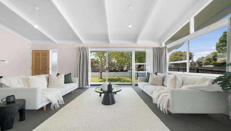 127 Coxhead Road Manurewa_2