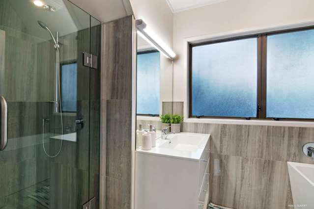 1/60 Raleigh Road Northcote_4