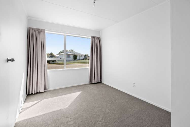 61 Diaz Drive Flaxmere_9