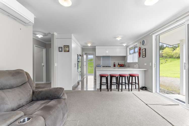 489a Barrett Road Omata_24