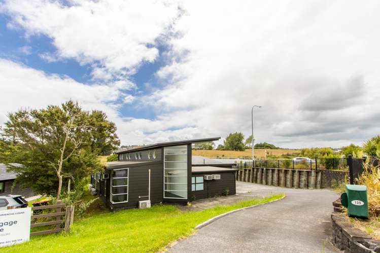 135 Oteha Valley Road_0