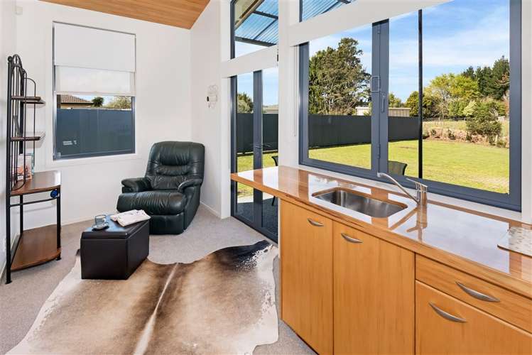 71 Third View Avenue Beachlands_16