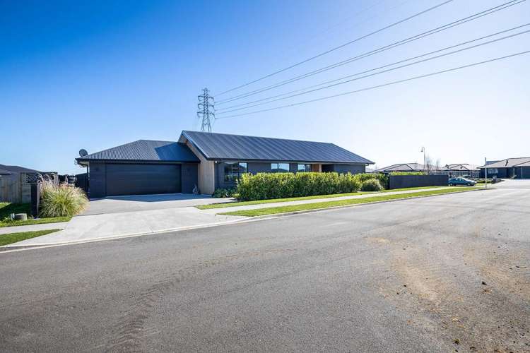 29 Honeyfield Drive Whalers Gate_30