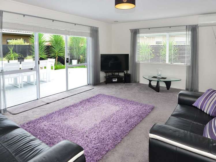 2/179 Centreway Road Orewa_11