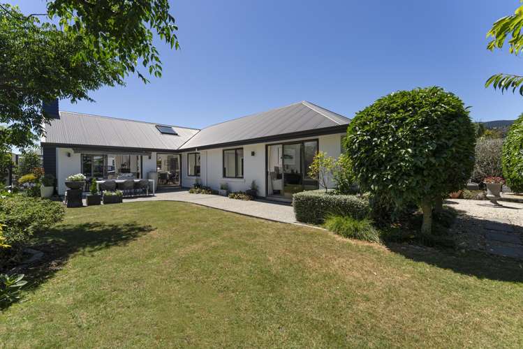 36 Cambelldon Crescent Stoke_5