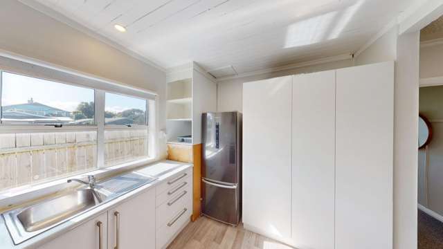 27 Karewa Street Castlecliff_2
