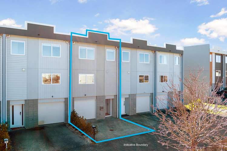 81 Bordeaux Parade Te Atatu South_19