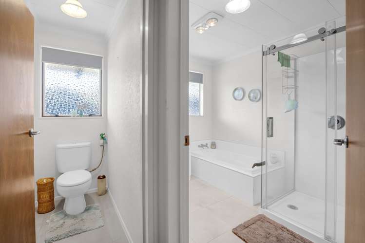 5 Flint Road West Stratford_23