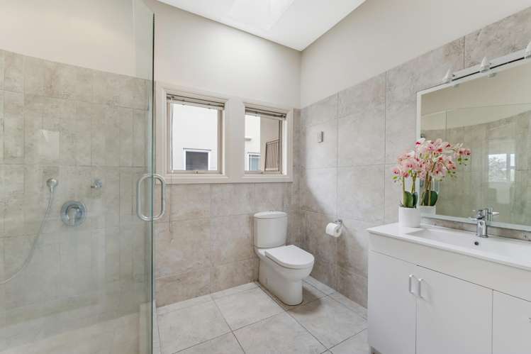 1/45 Clovelly Road Bucklands Beach_14