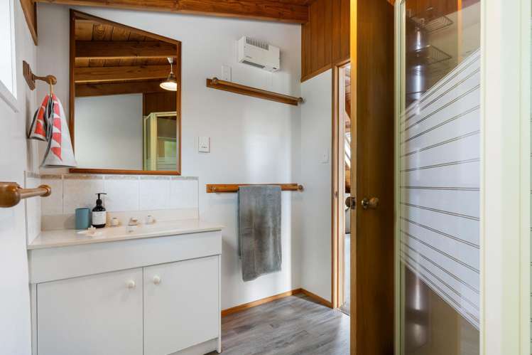 4 Pitkethley Circle Pauanui_18