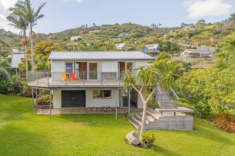 3 Wigmore Crescent Hahei_1