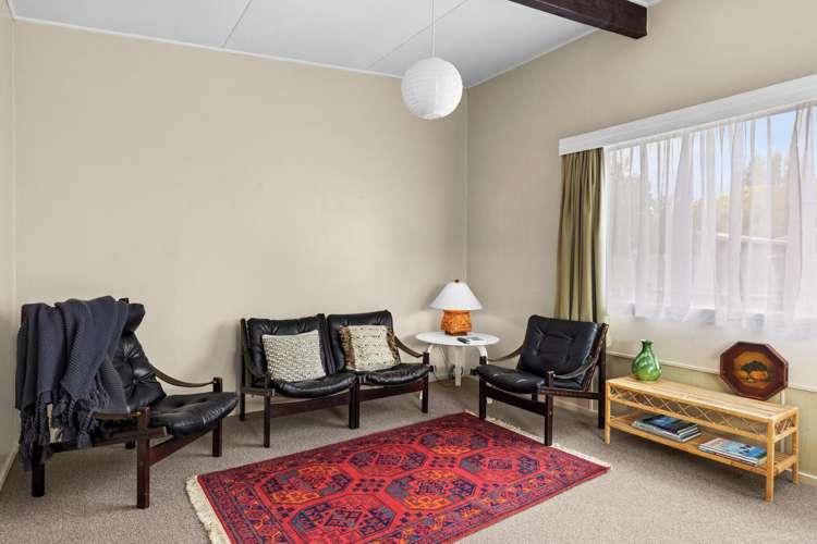 1/10 Christie Crescent Havelock North_5