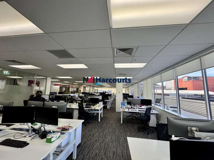 1/2 Fred Thomas Drive Takapuna_4