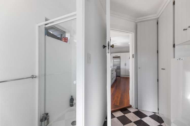 19 Ings Avenue Saint Clair_23