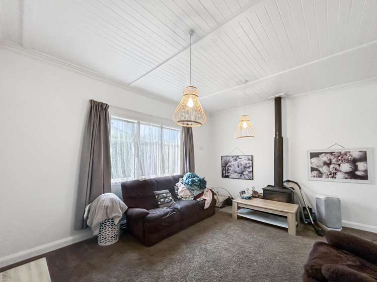 53 Roberts Avenue 1194_1