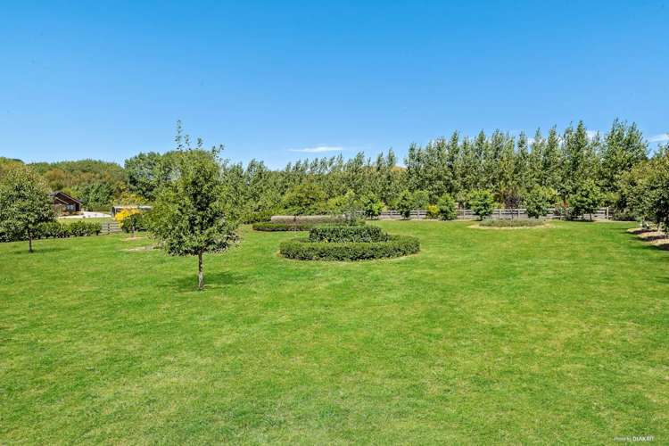 42 Arone Way Wainui_18