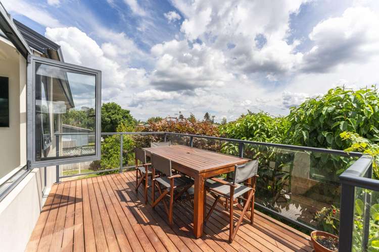 2/54 Hawai Street Two Mile Bay_4