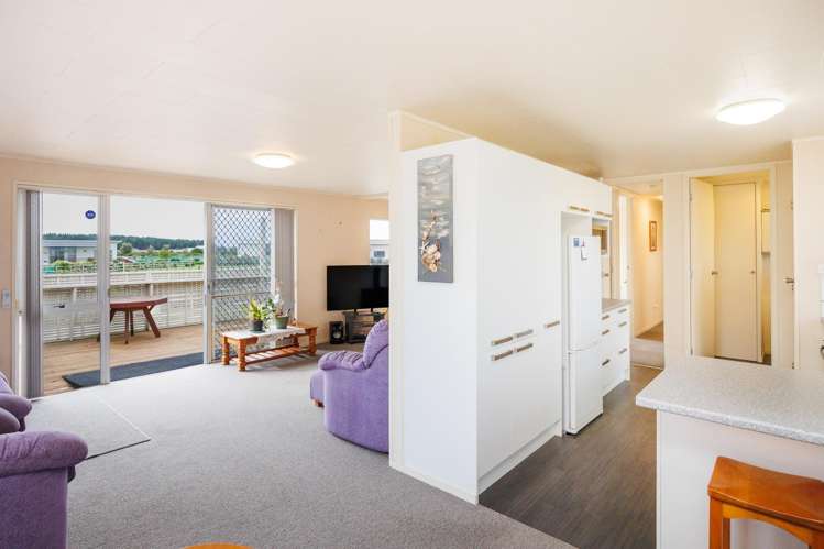 20 Thomas Place Foxton Beach_12