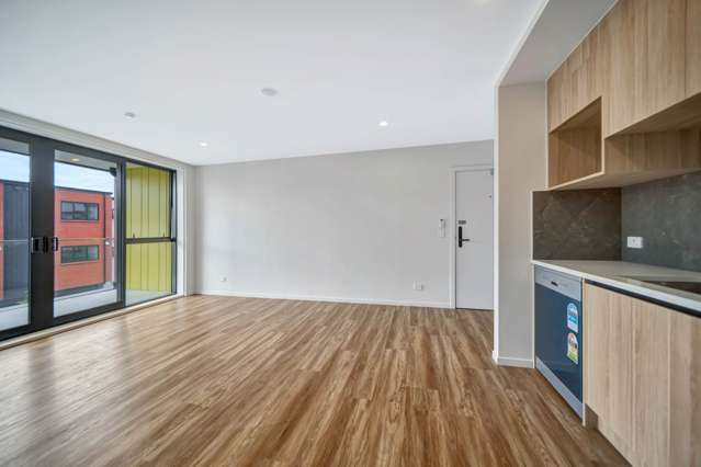 103/3 Newelm Lane Flat Bush_4