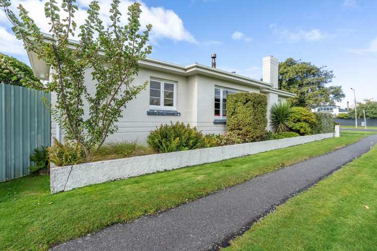 122 Chelmsford Street Windsor_15