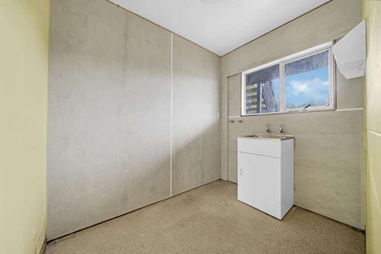 6 Preston Avenue Henderson_17