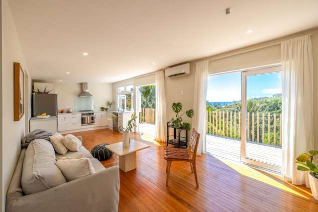31 Victoria Road South Onetangi_2
