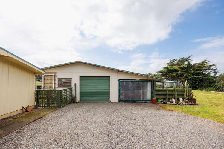 2066 Tangimoana Road Tangimoana_21