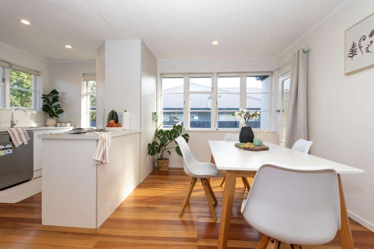 2 Forth Terrace Roslyn_10