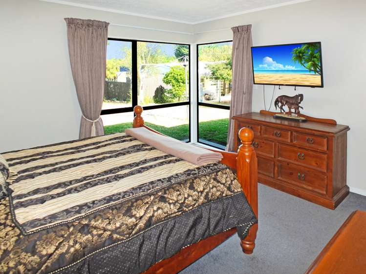 131 Palmer Road Foxton Beach_13
