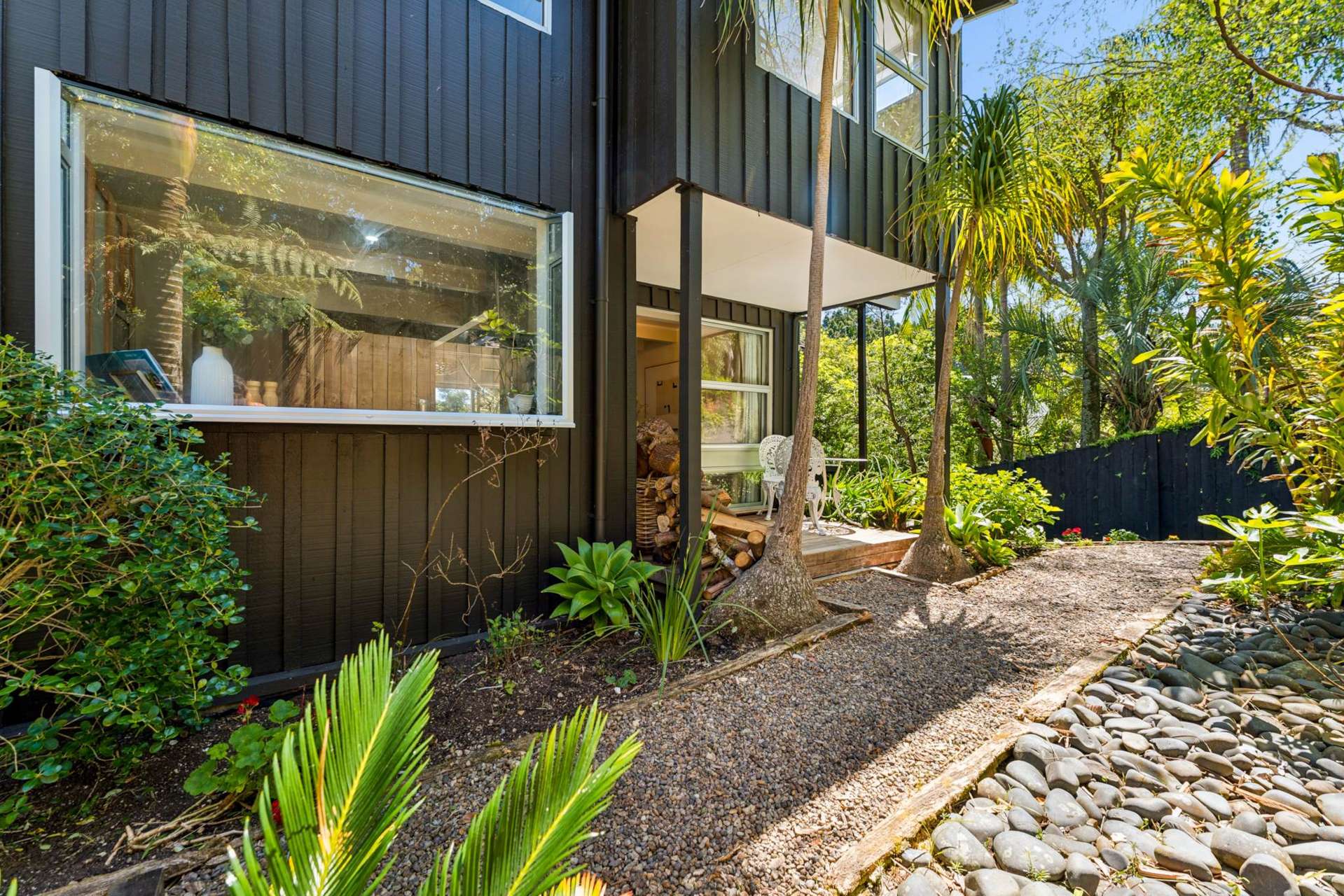 36 Coroglen Avenue Birkenhead_0