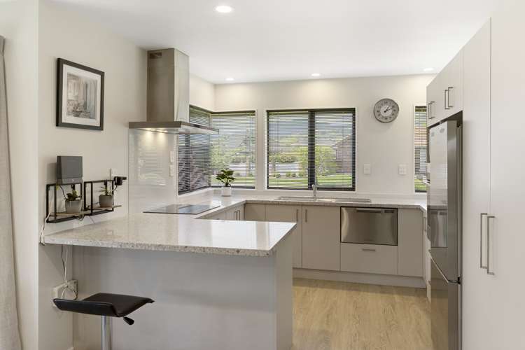 32 Tyree Drive Stoke_4