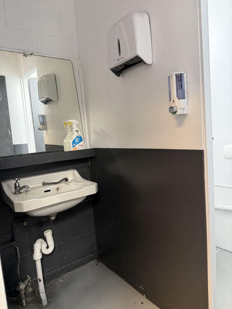 1/27 Campbell Street Tokoroa_8