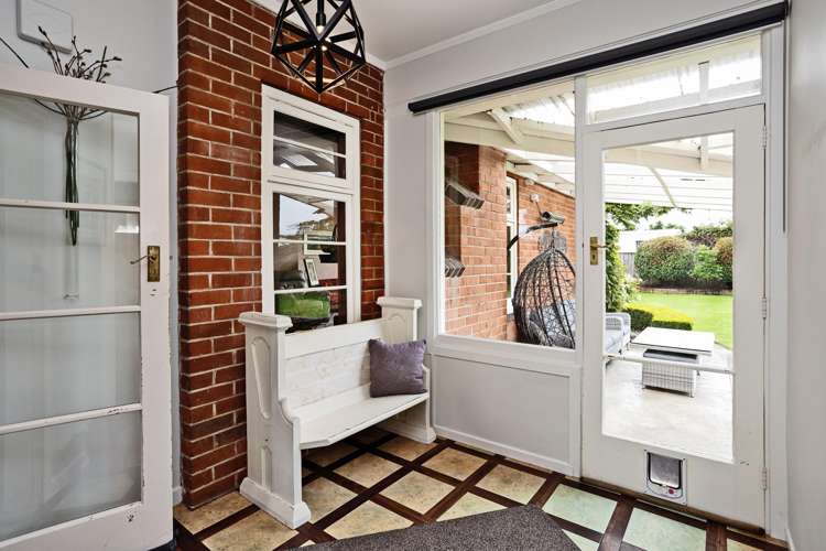 7 Antrim Street Windsor_9