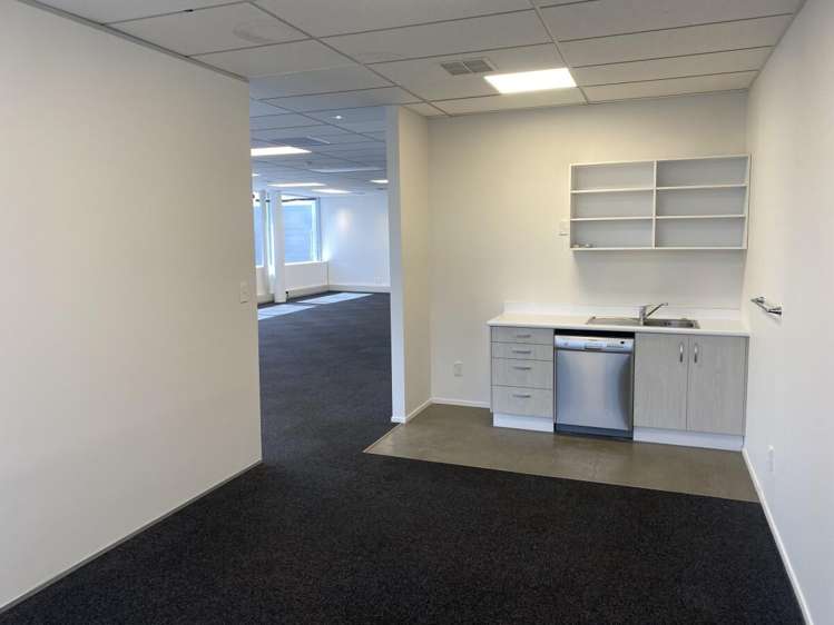 Unit 3, Building G, 4 Orbit Drive Albany_4