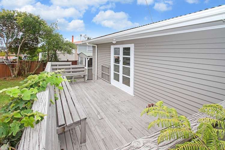 81 Nikau Street New Lynn_6