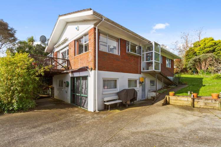 6a Easter Parade Glen Eden_2