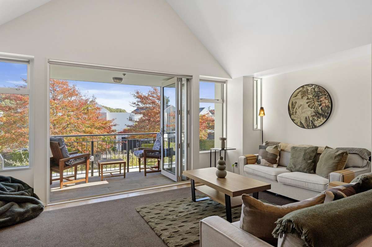 8/6 Harts Creek Lane, Clearwater_1