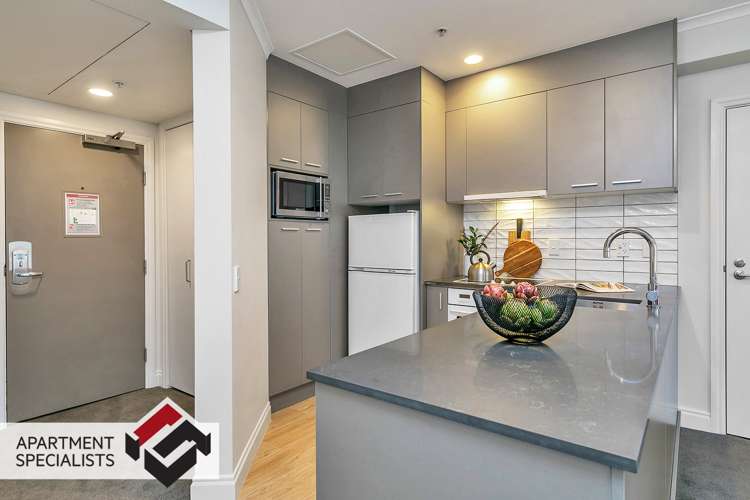 1/171a Queen Street Auckland Central_9